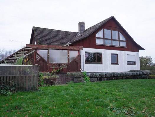 Einfamilienhaus zum Kauf 199.000 € 5 Zimmer 165 m² 1.100 m² Grundstück Niendorf bei Berkenthin 23919
