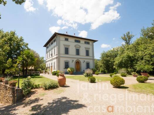 Haus zum Kauf 2.750.000 € 740 m² 48.427 m² Grundstück Montevarchi 52025