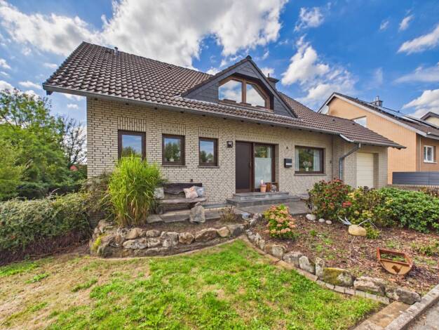 Einfamilienhaus zum Kauf 380.000 € 7 Zimmer 155 m² 595 m² Grundstück Lengerich Lengerich 49525