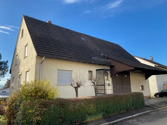 Einfamilienhaus zum Kauf 642.000 € 6 Zimmer 130 m²<br/>Wohnfläche 709 m²<br/>Grundstück ab sofort<br/>Verfügbarkeit Großheppach Weinstadt 71384