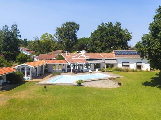 Haus zum Kauf 1.995.000 € 187 m² 30.000 m² Grundstück Hossegor Soorts-Hossegor 40150