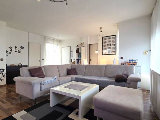 Wohnung zum Kauf 246.000 € 2,5 Zimmer 64 m² 4. Geschoss Hochberg Remseck am Neckar 71686