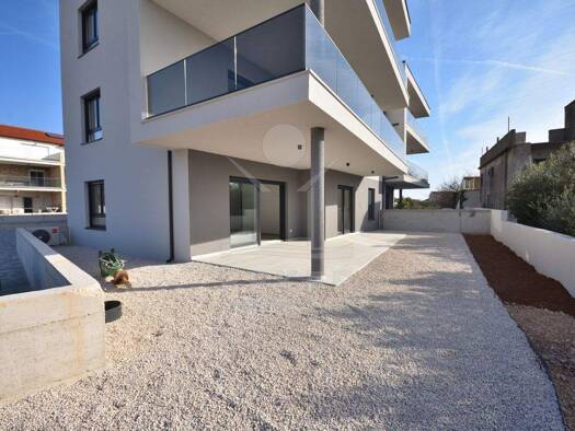 Wohnung zum Kauf - Erstbezug 339.000 € 3 Zimmer 111 m² EG Tribunj 22211