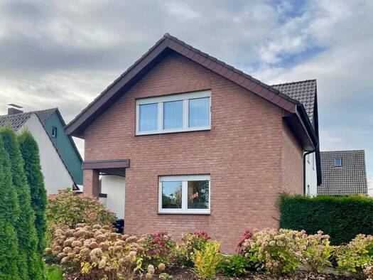 Mehrfamilienhaus zum Kauf als Kapitalanlage geeignet 339.700 € 10 Zimmer 186 m² 670 m² Grundstück Horstmar 48612