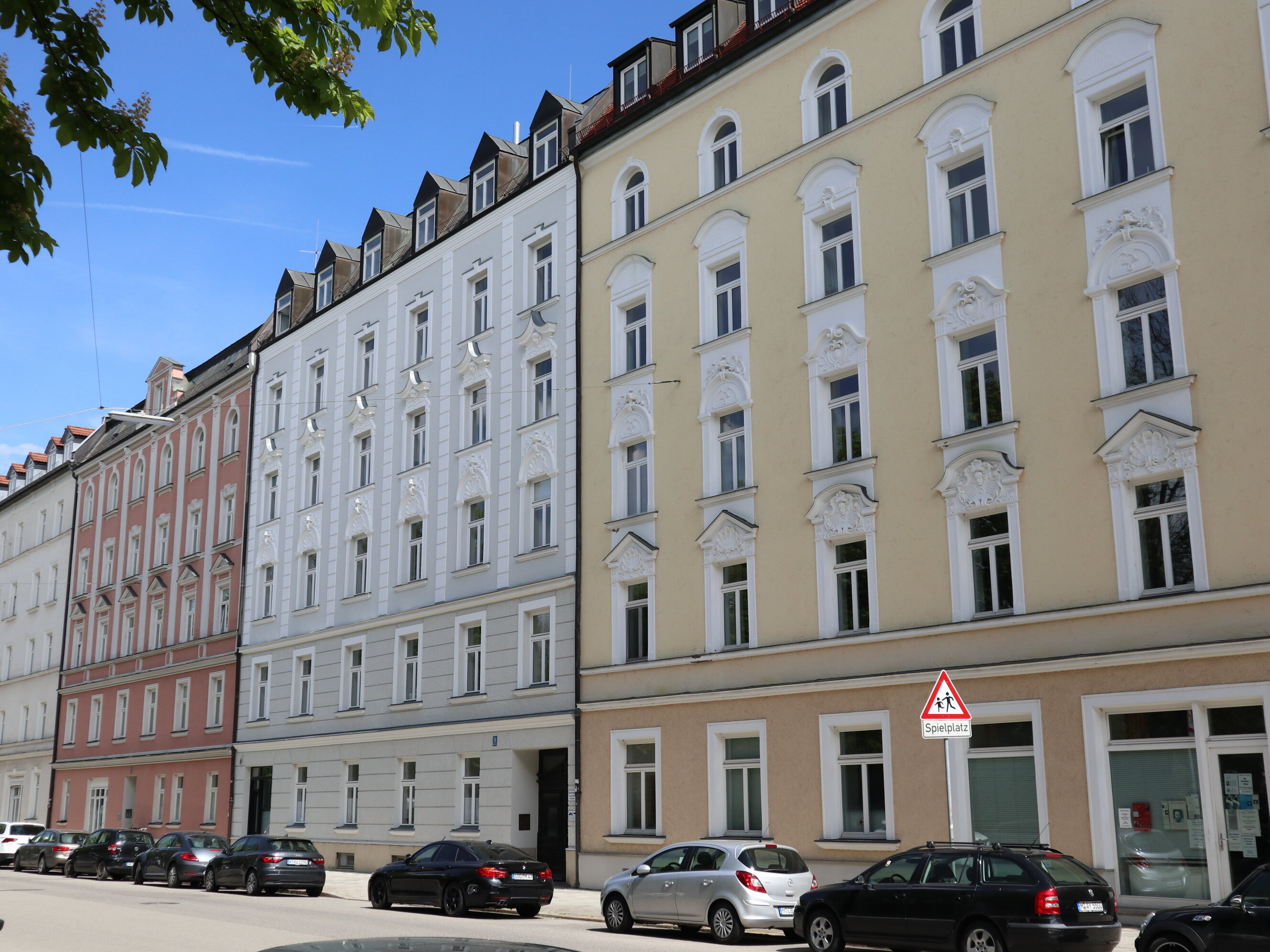 Mehrfamilienhaus zum Kauf als Kapitalanlage geeignet 5.800.000 € 35 Zimmer 1.021 m²<br/>Wohnfläche 490 m²<br/>Grundstück Haidhausen - Nord München 81667