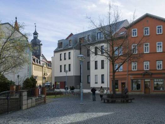 Wohnung zur Miete 800 € 2 Zimmer 77 m² Geschoss 1/2 frei ab sofort Gotha 99867