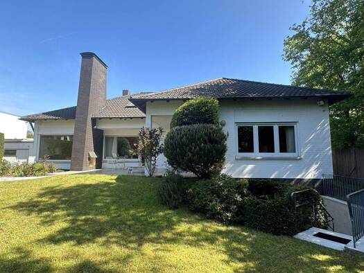 Villa zum Kauf 1.650.000 € 11 Zimmer 348 m² 783 m² Grundstück Gravenbruch Neu-Isenburg 63263