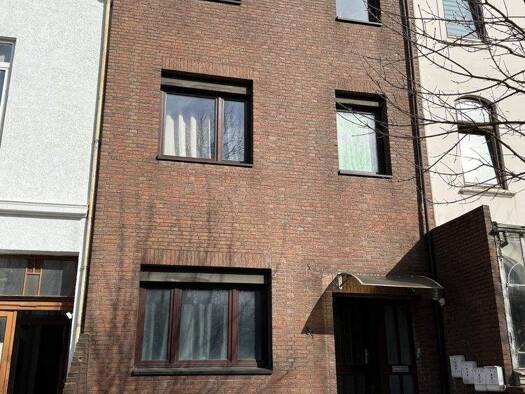 Mehrfamilienhaus zum Kauf 309.000 € 9 Zimmer 143,3 m² 136 m² Grundstück Lindenhof Bremen 28237