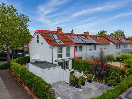 Reihenendhaus zum Kauf 550.000 € 4 Zimmer 116,9 m² 271 m² Grundstück frei ab 01.10.2026 Berghausen Langenfeld (Rheinland) 40764