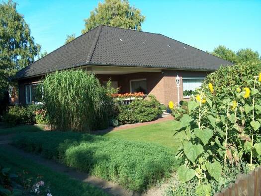 Bungalow zur Miete 1.250 € 5 Zimmer 140 m² 800 m² Grundstück frei ab 01.12.2025 Am Mittelteich 1a Zeven 27404