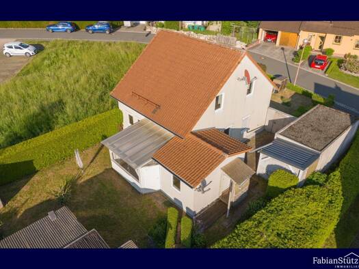 Doppelhaushälfte zum Kauf 195.000 € 5 Zimmer 102 m² 430 m² Grundstück Guttenberg Guttenberg 95358