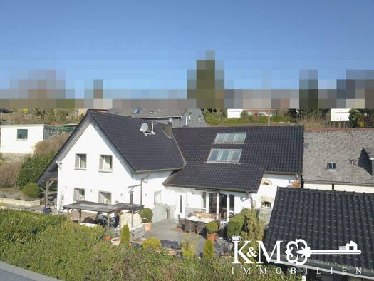 Einfamilienhaus zum Kauf 279.000 € 7 Zimmer 230 m² 937 m² Grundstück Langscheid 56729