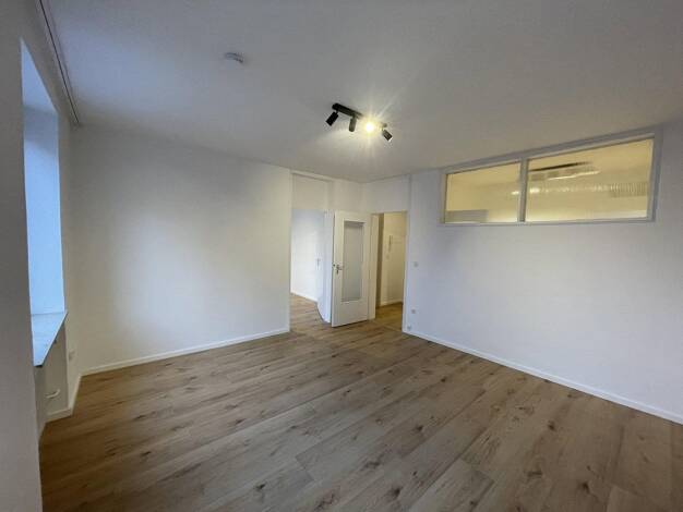 Wohnung zur Miete 615 € 2 Zimmer 39 m² 2. Geschoss frei ab 01.11.2026 Balbiererstraße 10 Südstadt Fürth 90763