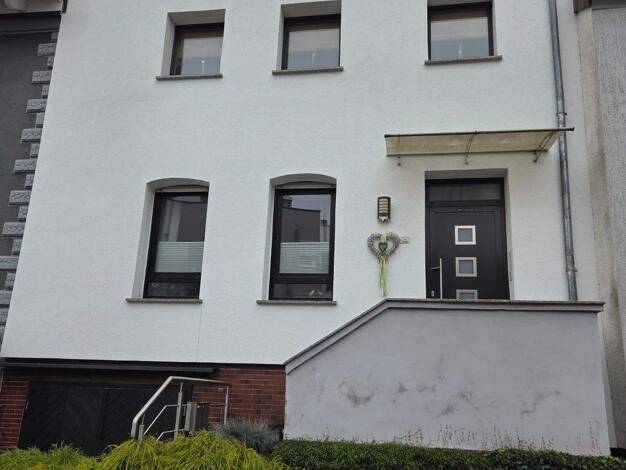 Einfamilienhaus zum Kauf 185.000 € 5 Zimmer 116 m² 277 m² Grundstück frei ab sofort Diefflen Dillingen/Saar 66763