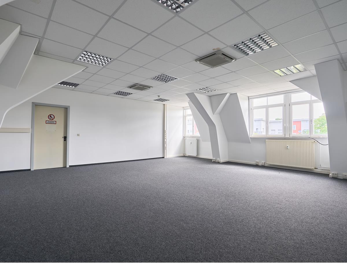 Bürofläche zur Miete 9,99 € 275,7 m²<br/>Bürofläche ab 275,7 m²<br/>Teilbarkeit Katzwanger Straße 150 Gibitzenhof Nürnberg 90461