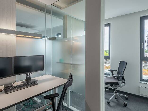 Bürofläche zur Miete provisionsfrei 300 € 4 m² Bürofläche Ernst-Augustin-Straße Adlershof Berlin 12489