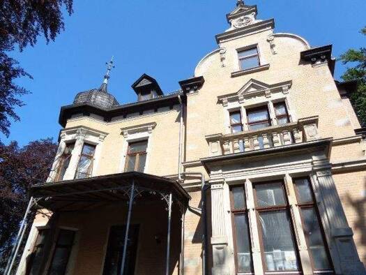 Wohnung zur Miete 1.175 € 5 Zimmer 154,9 m² 1. Geschoss frei ab sofort Hohe Straße 70 Pößneck,Stadt Pößneck 07381