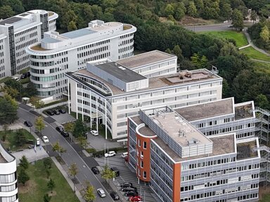 Büro-/Praxisfläche zur Miete 35.224 € 2.072,6 m² Bürofläche Peter-Müller-Straße 18 Unterrath Düsseldorf 40468