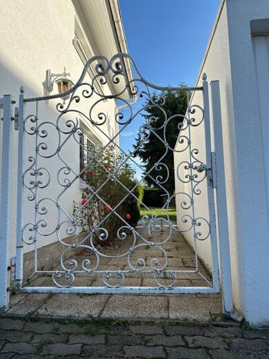 Einfamilienhaus zum Kauf 333.000 € 6 Zimmer 186,1 m² 800 m² Grundstück frei ab sofort Limbach-Oberfrohna Limbach-Oberfrohna 09212