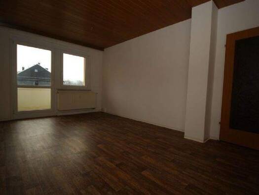 Wohnung zur Miete 361 € 3 Zimmer 60,1 m² 3. Geschoss Karl-Marx-Straße 7a Pöhl 08543