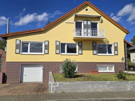 Einfamilienhaus zum Kauf 630.000 € 7 Zimmer 174 m² 748 m² Grundstück frei ab sofort Hochstraße 9 Gückingen 65558