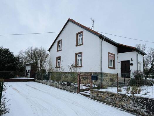 Einfamilienhaus zum Kauf 215.000 € 5 Zimmer 135 m² 2.675 m² Grundstück Bettingen 54646