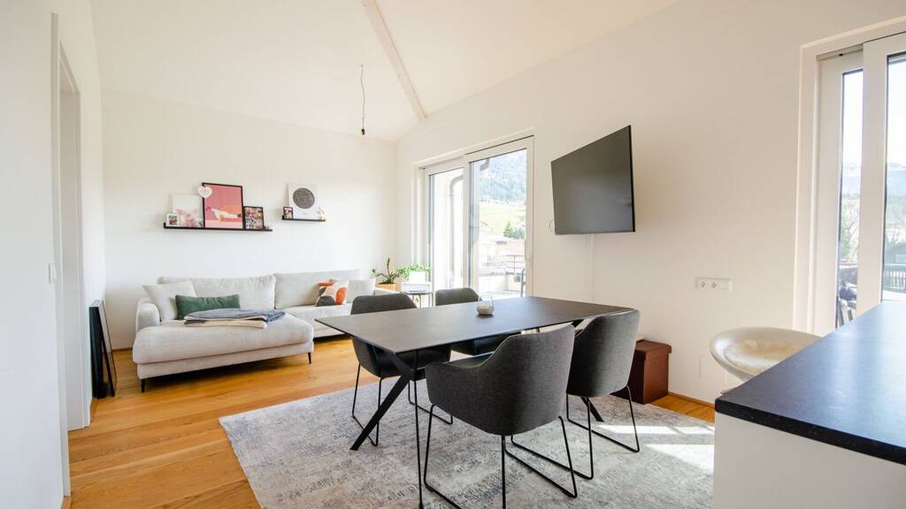 Penthouse zur Miete 967 € 2 Zimmer 60,4 m² 2. Geschoss frei ab 01.05.2026 Seeboden am Millstätter See 9871