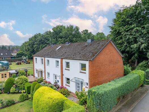 Reihenendhaus zum Kauf 299.000 € 4 Zimmer 87 m² 379 m² Grundstück Johann-von-Schulte-Platz 13 Neukloster Buxtehude 21614