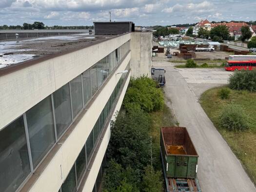 Halle/Industriefläche zur Miete provisionsfrei 2.821 m² Lagerfläche teilbar von 10 m² bis 2.821 m² Münchnerstraße 23 Kissing 86438