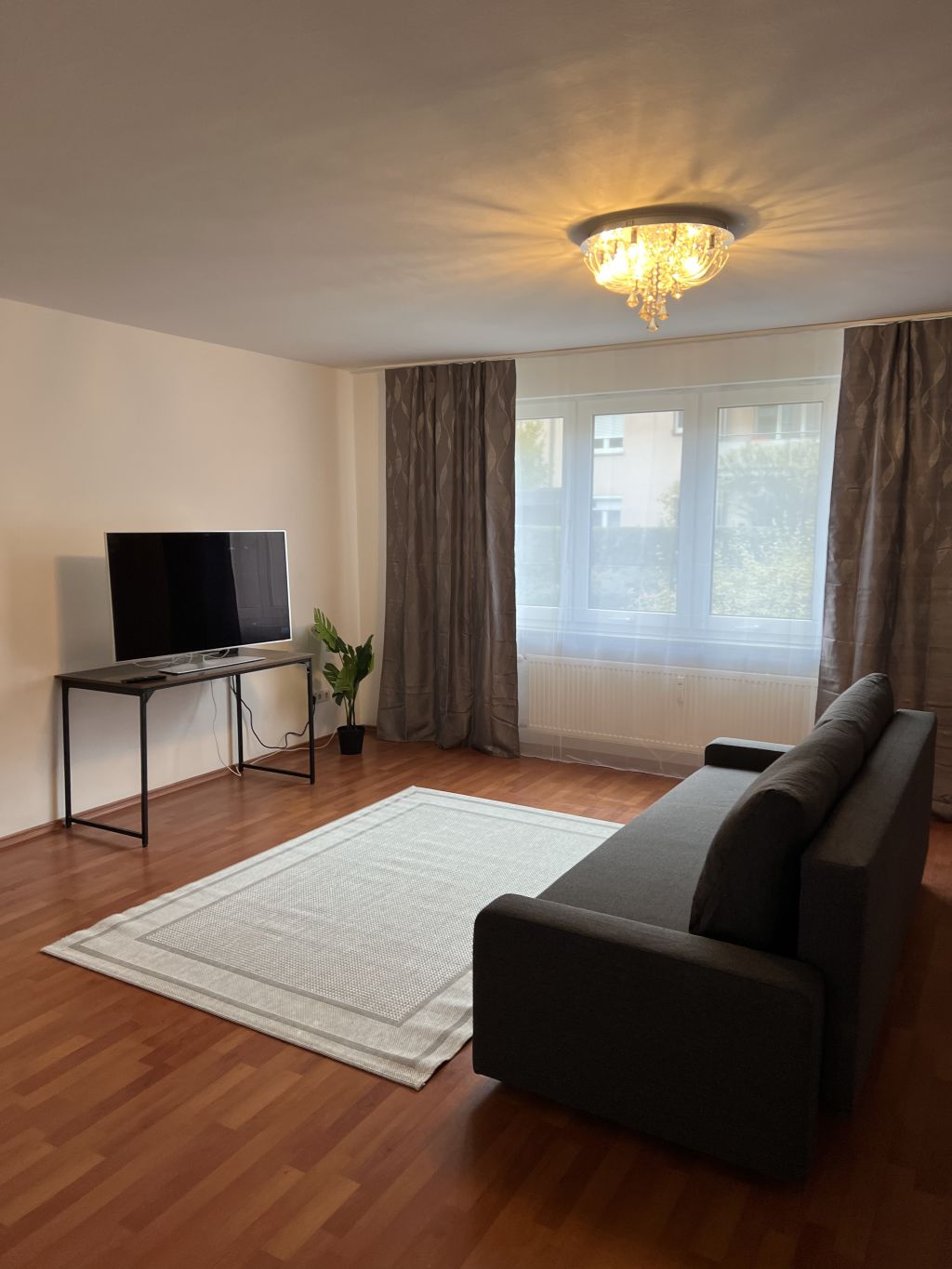 Wohnung zur Miete Wohnen auf Zeit 2.500 € 4 Zimmer 100 m²<br/>Wohnfläche ab sofort<br/>Verfügbarkeit Polkstraße Kriegshaber Augsburg 86156