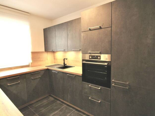 Wohnung zur Miete 945 € 2 Zimmer 70,1 m² frei ab sofort Innenstadt Kaiserslautern 67663