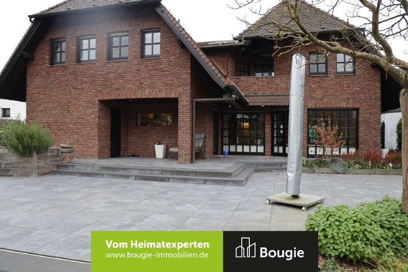 Einfamilienhaus zum Kauf 550.000 € 7 Zimmer 210 m²<br/>Wohnfläche 1.141 m²<br/>Grundstück Rimburg Übach-Palenberg 52531