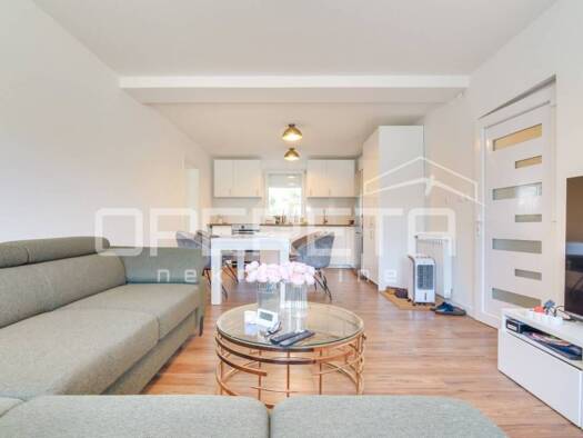Haus zum Kauf 285.000 € 6 Zimmer 198 m² Brdovec