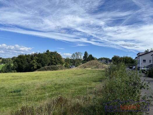 Grundstück zum Kauf provisionsfrei 215.000 € Neunkirchen-Seelscheid 53819