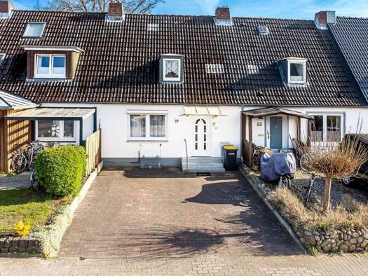 Reihenmittelhaus zum Kauf 299.000 € 4 Zimmer 87 m² 275 m² Grundstück frei ab sofort Wedel 22880