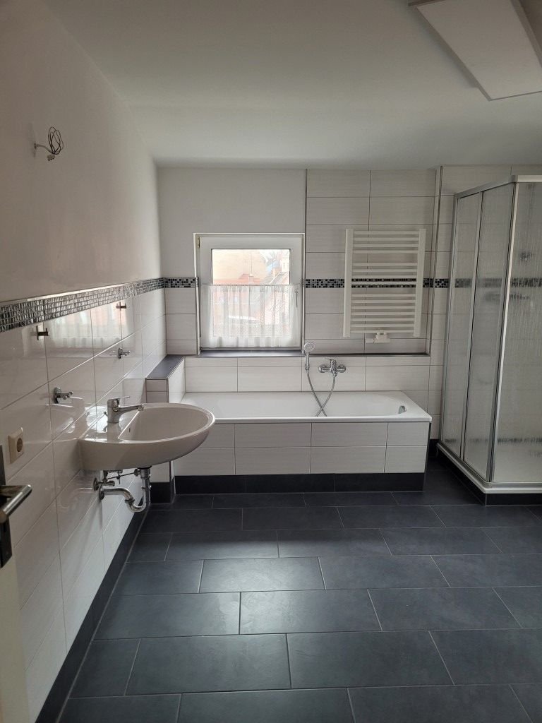 Wohnung zur Miete 935 € 3 Zimmer 110 m²<br/>Wohnfläche 3.<br/>Geschoss ab sofort<br/>Verfügbarkeit Kurstraße 66 Neustadt Brandenburg an der Havel 14776