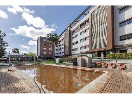Wohnung zur Miete - Erstbezug 1.200 € 3 Zimmer 120 m² EG Granada 18016