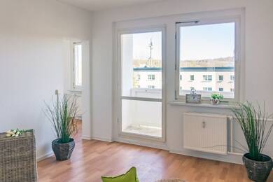 Wohnung zur Miete 290 € 3 Zimmer 58,4 m² 3. Geschoss Weydemeyerstr. 55 Rabenstein Chemnitz 09117