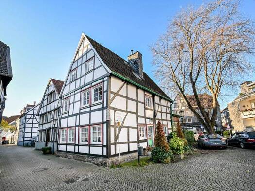 Einfamilienhaus zum Kauf 528.000 € 6 Zimmer 173,5 m² 102 m² Grundstück Hattingen 45525