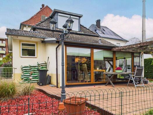 Mehrfamilienhaus zum Kauf 585.000 € 9 Zimmer 324 m² 771 m² Grundstück Brackwede Bielefeld 33647
