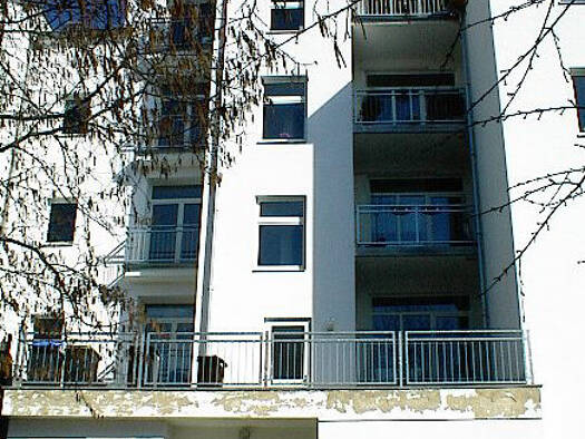 Wohnung zur Miete 295 € 2 Zimmer 43 m² Plauensche Str. 54 Ostviertel Gera 07545