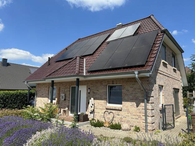 Einfamilienhaus zum Kauf provisionsfrei 485.000 € 4 Zimmer 125 m² 656 m² Grundstück Wacken 25596