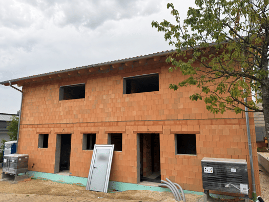 Doppelhaushälfte zum Kauf - Erstbezug provisionsfrei 599.000 € 4 Zimmer 125,6 m² 250 m² Grundstück frei ab 01.06.2027 Ergoldsbach Ergoldsbach 84061
