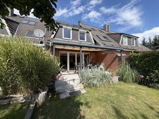 Reihenmittelhaus zur Miete 1.860 € 4 Zimmer 133 m² 180 m² Grundstück frei ab sofort Hasloh 25474