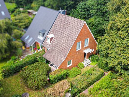 Doppelhaushälfte zum Kauf 315.000 € 4,5 Zimmer 93 m² 610 m² Grundstück Russee Kiel 24111