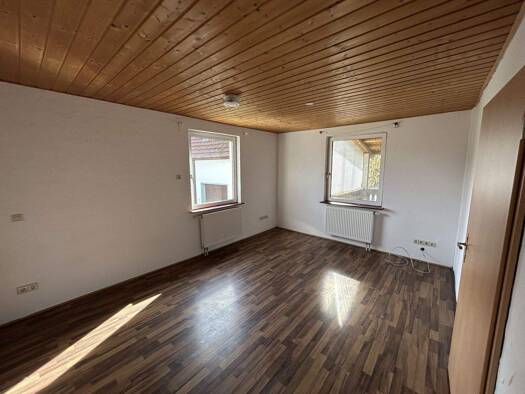 Mehrfamilienhaus zum Kauf 550.000 € 12 Zimmer 370 m² 800 m² Grundstück Suppingen Laichingen 89150