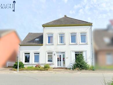 Einfamilienhaus zum Kauf 380.000 € 9 Zimmer 151 m² 825 m² Grundstück frei ab sofort Bad Bramstedt 24576