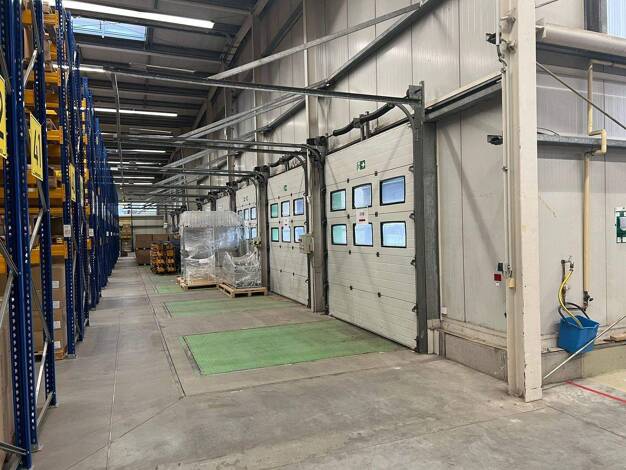 Lagerhalle zur Miete provisionsfrei 3,75 € 6.574,3 m² Lagerfläche teilbar ab 2.819,4 m² Ottersleben Magdeburg 39116