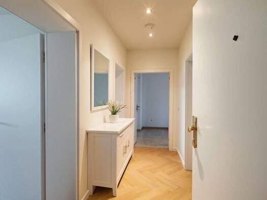 Wohnung zur Miete 915 € 2 Zimmer 61 m² 4 Geschosse frei ab 01.01.2026 St Peter Nürnberg 90478