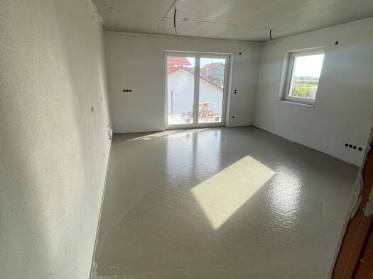 Wohnung zur Miete 1.330 € 4 Zimmer 100 m² Geschoss EG/4 frei ab 01.01.2027 Oberbuch Tyrlaching 84558